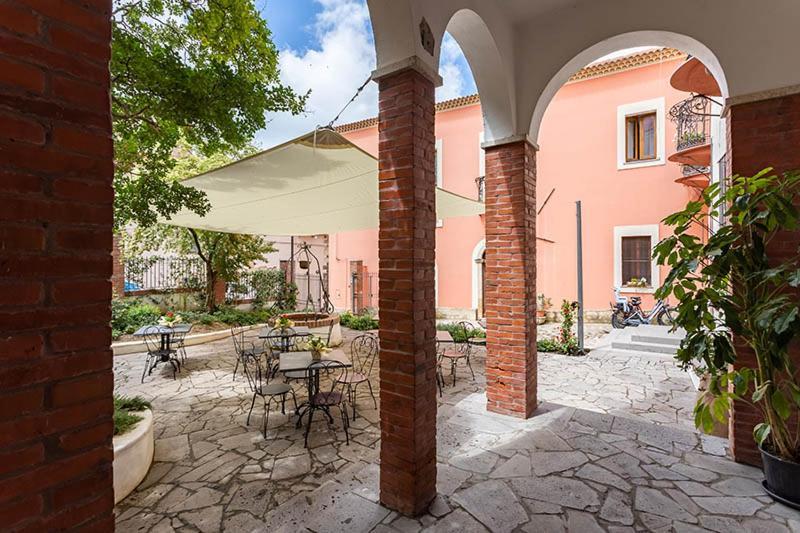 Borgo Prima Luce Hotel Cuglieri Luaran gambar